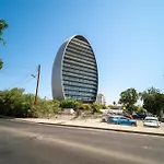 Apartament Casa Sol - Bright 3br Steps From The & Shops *