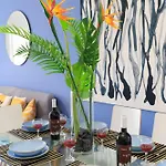 Casa Sol - Bright 3br Steps From The & Shops * Limassol
