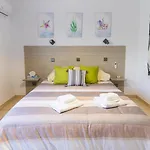 Casa Sol - Bright 3br Steps From The & Shops *