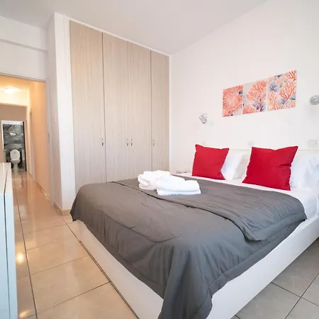 Casa Sol - Spacious 3br Steps From The 公寓 利马索尔