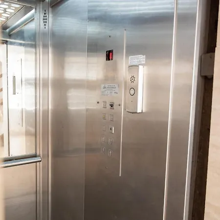 Casa Sol - Spacious 3br Steps From The Apartmán *