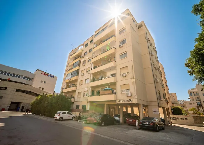 Casa Sol - Spacious 3br Steps From The Appartamento