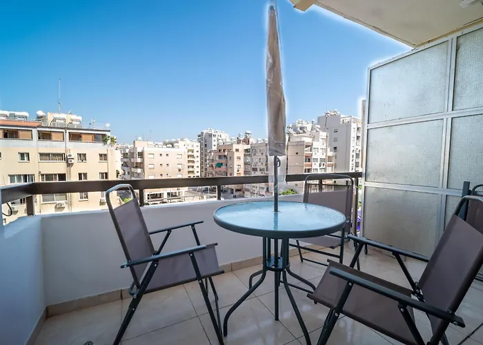 Casa Sol - Spacious 3br Steps From The