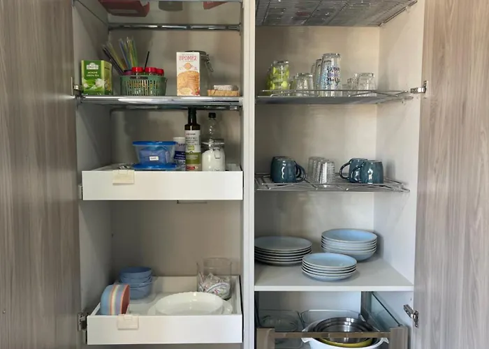 Casa Sol - Spacious 3br Steps From The リマソール