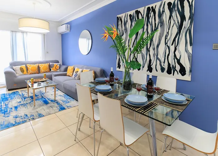 Casa Sol - Bright 3br Steps From The & Shops דירה *