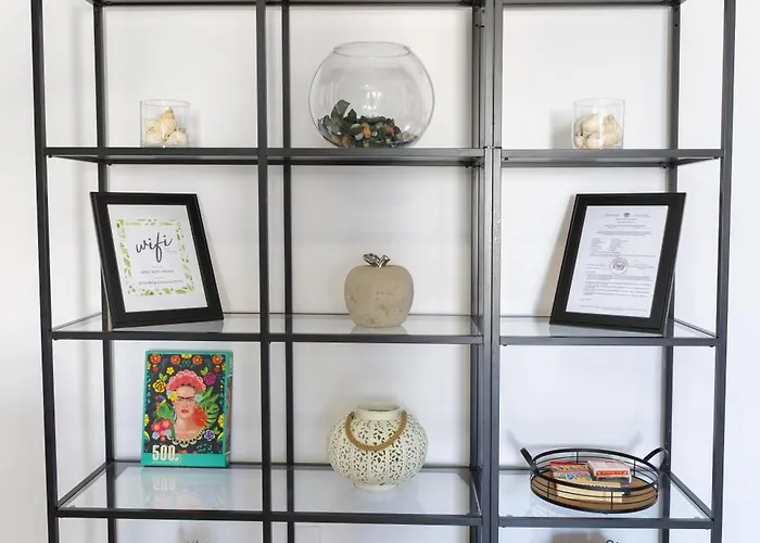 Casa Sol - Bright 3br Steps From The & Shops דירה