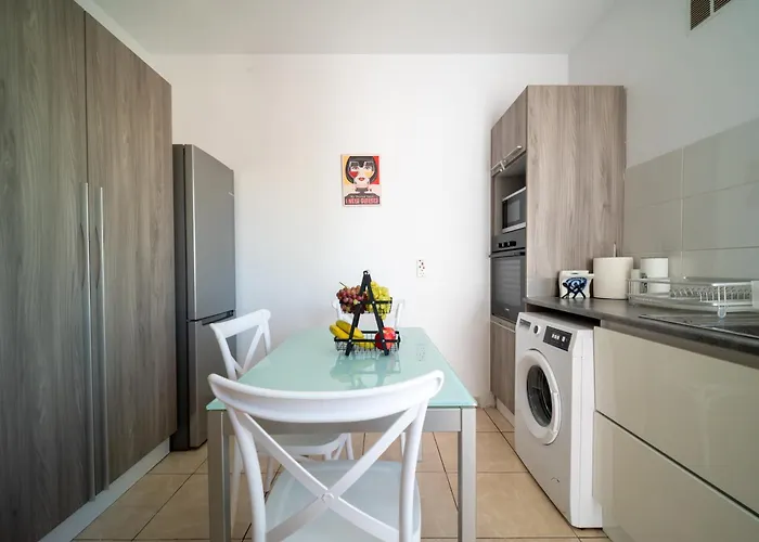 Casa Sol - Spacious 3br Steps From The Appartement