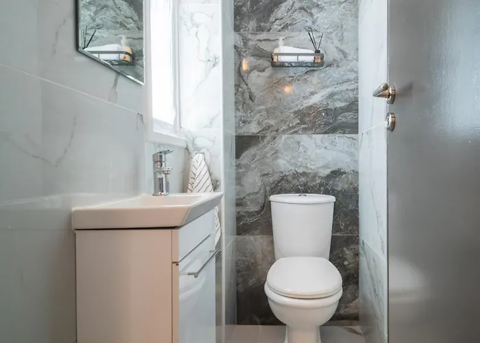 Casa Sol - Spacious 3br Steps From The Limasol