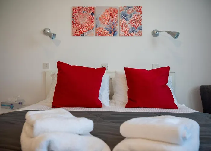 Casa Sol - Spacious 3br Steps From The